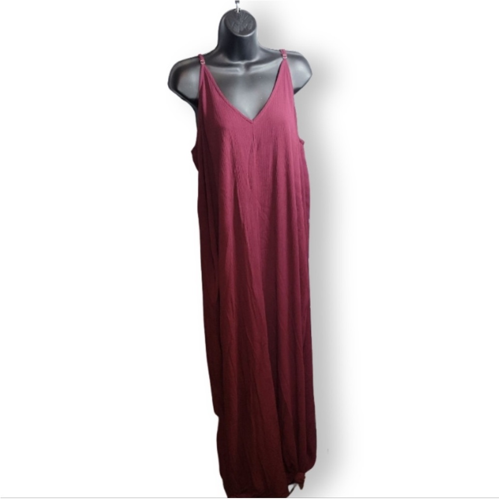 Lovestitch M/L maroon dress. Adjustable stripes